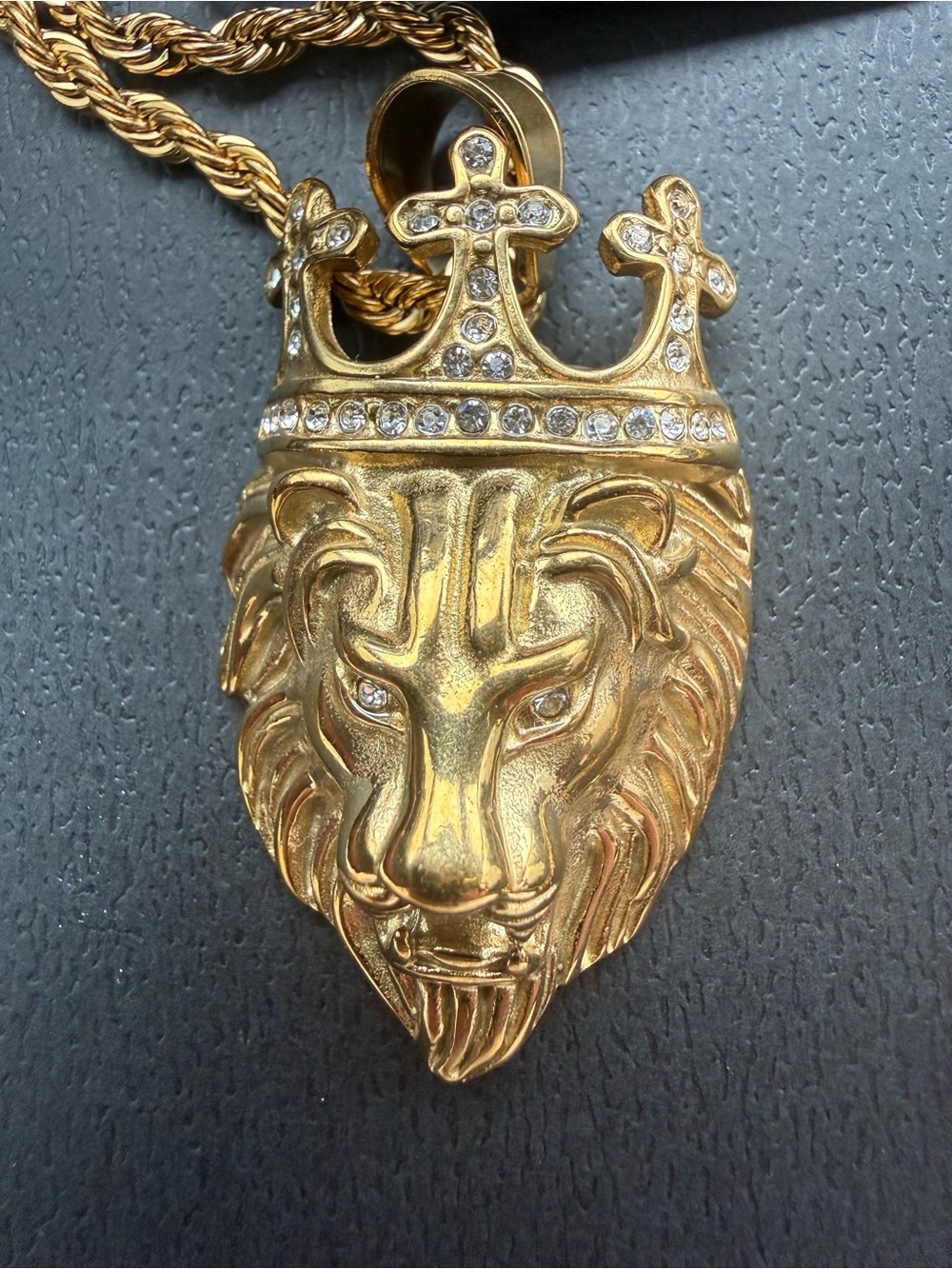 nwt Gold unisex Lion Crown Pendant Necklace w Dior Bag - Picture 2 of 6